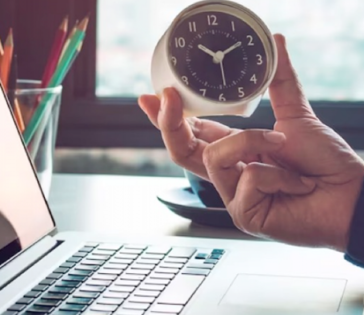 Why Smart Employees Win: Time Management Secrets You Need Now